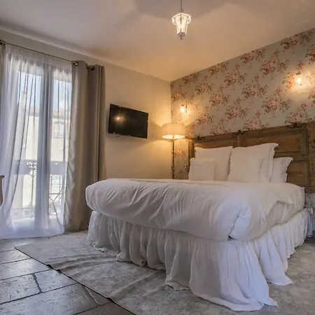 Demeure Terrisse Les *